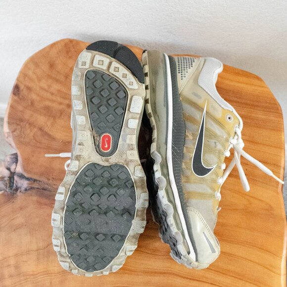 Nike AirMax 2009 Women Shoes Sz 8.5 EU41 Gold Silver Gray White Running Sneakers - Picture 7 of 9